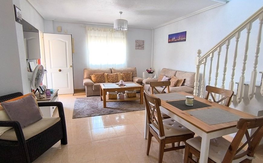 Sale - Half Vrijstaand Huis - Ciudad Quesada