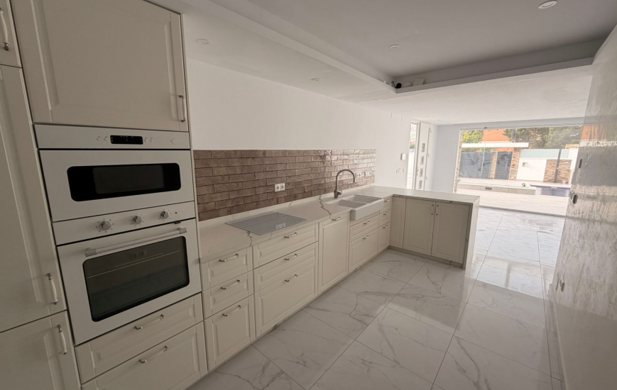 Sale - Villa - Torrevieja