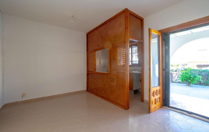 Venta - Ground Floor - Torrevieja
