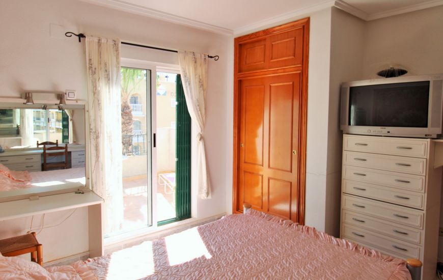 Sale - Rijtjeshuis - Villamartin