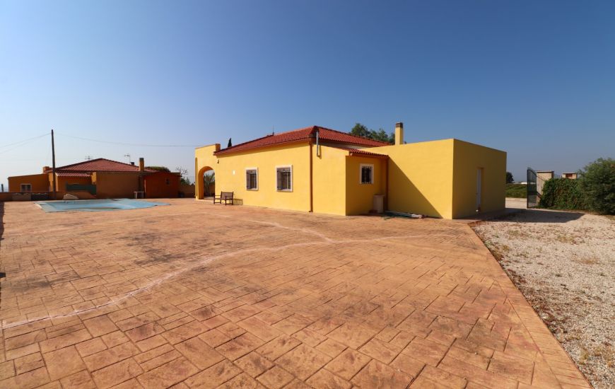 Sale - Finca - Albatera