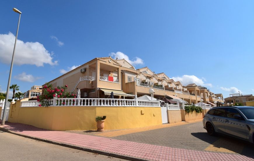 Sale - Apartments - Orihuela Costa