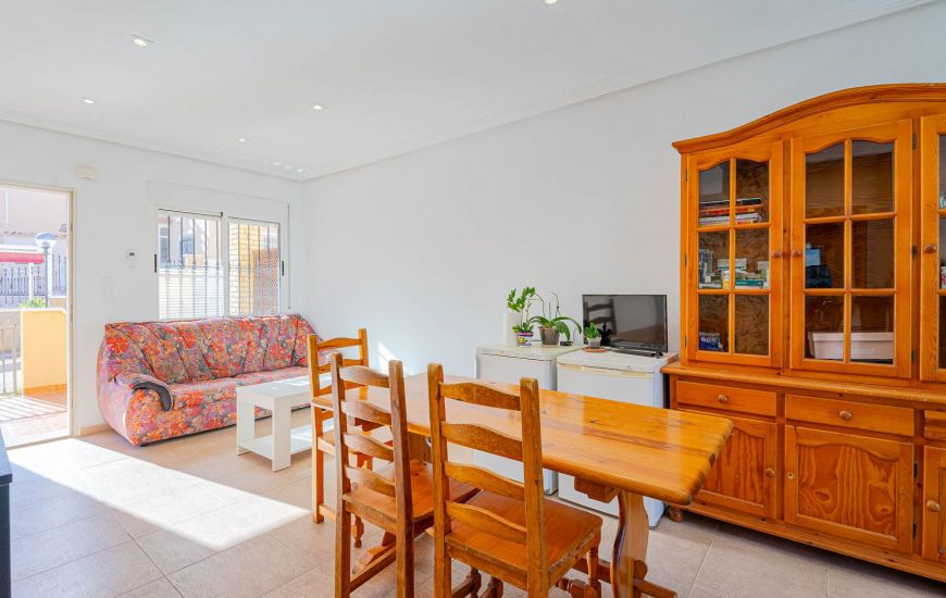 Sale - Adosado - Punta Prima