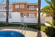 Sale - Half Vrijstaand Huis - Ciudad Quesada