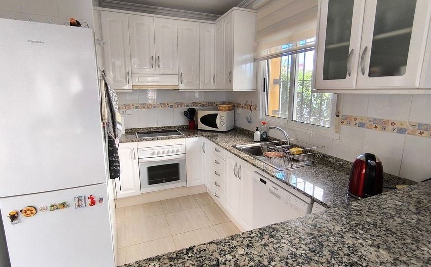 Sale - Villa - El Raso