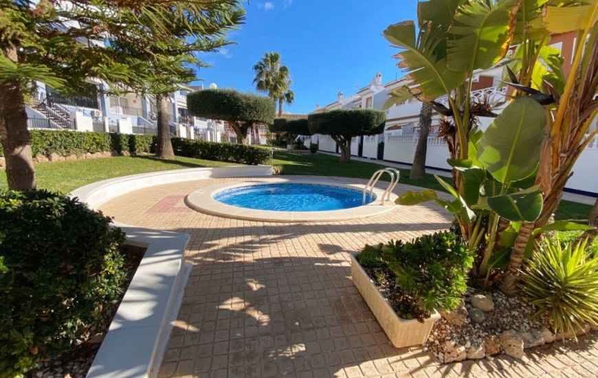 Sale - Half Vrijstaand Huis - Ciudad Quesada