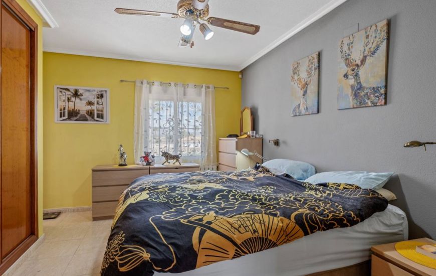 Sale - Finca - Catral