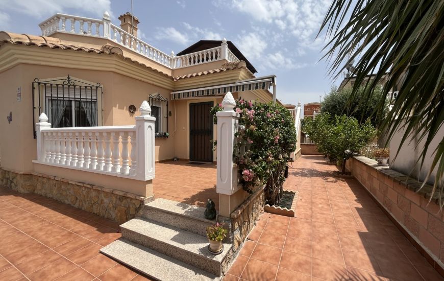 Sale - Villa - Almoradí - Almoradi