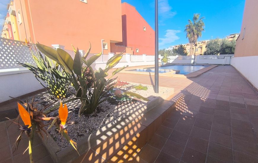 Sale - Rijtjeshuis - Bigastro