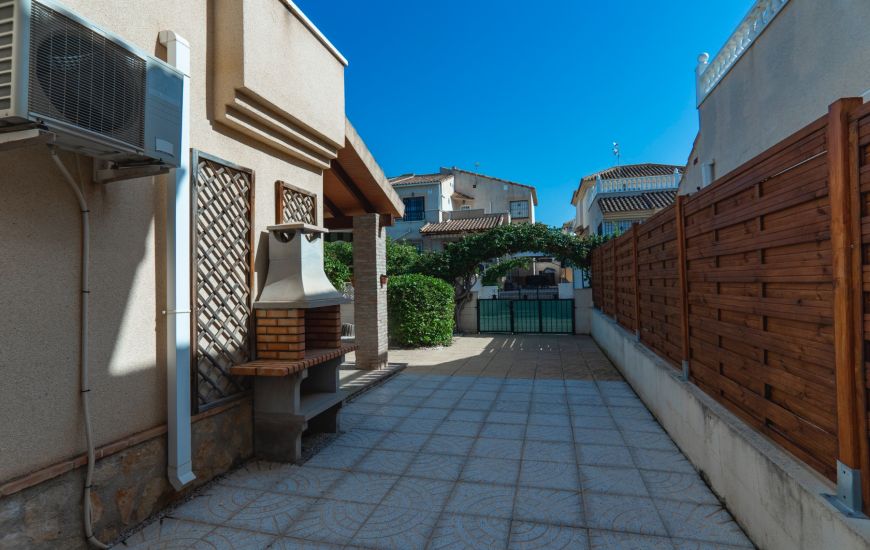 Venta - Casa Adosada - Lo Crispin