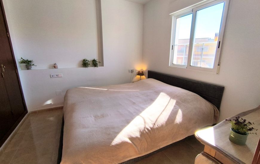 Sale - Rijtjeshuis - Bigastro