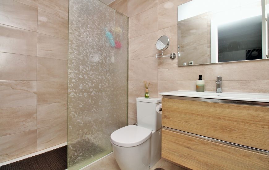 Sale - Villa - Villamartin