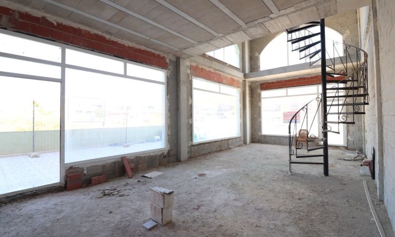 Sale - Commercieel - 