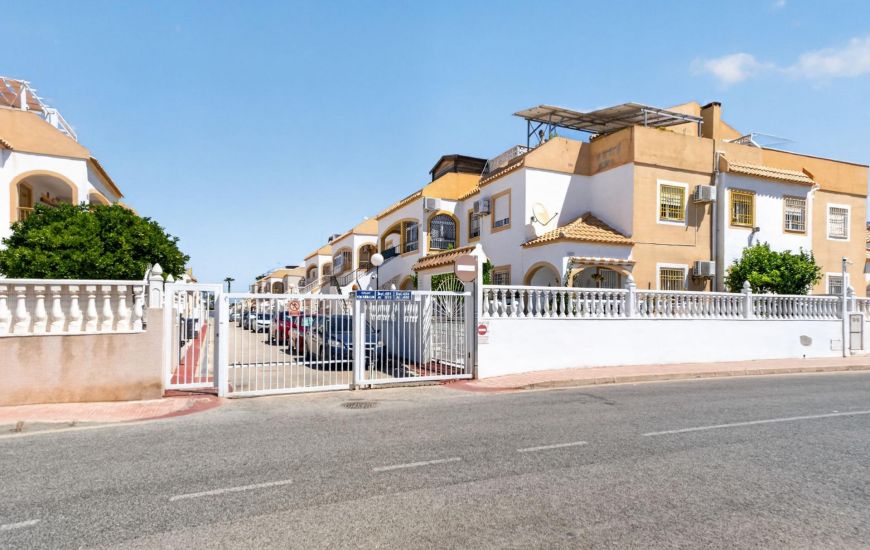 Venta - Ground Floor - Torrevieja