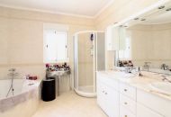 Sale - Villa - Daya Nueva