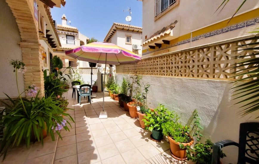 Sale - Semi Detached - Torrevieja