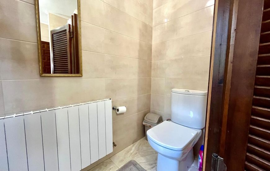 Sale - Villa - Villamartin