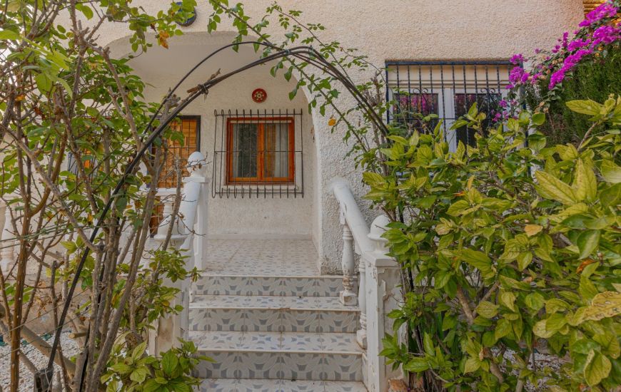 Sale - Villa - Torrevieja