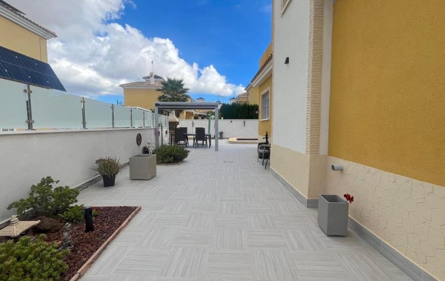 Sale - Villa - Algorfa