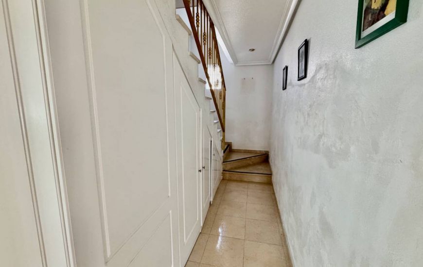 Sale - Villa - Benferri