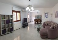 Sale - Villa - Villamartin