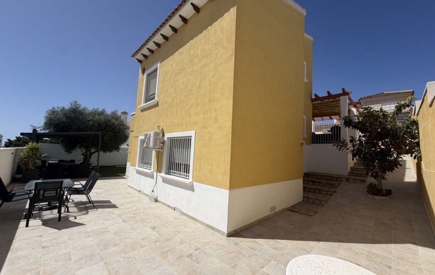 Venta - Villa - Villamartin