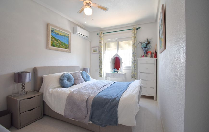 Sale - Quad Villa - Orihuela Costa