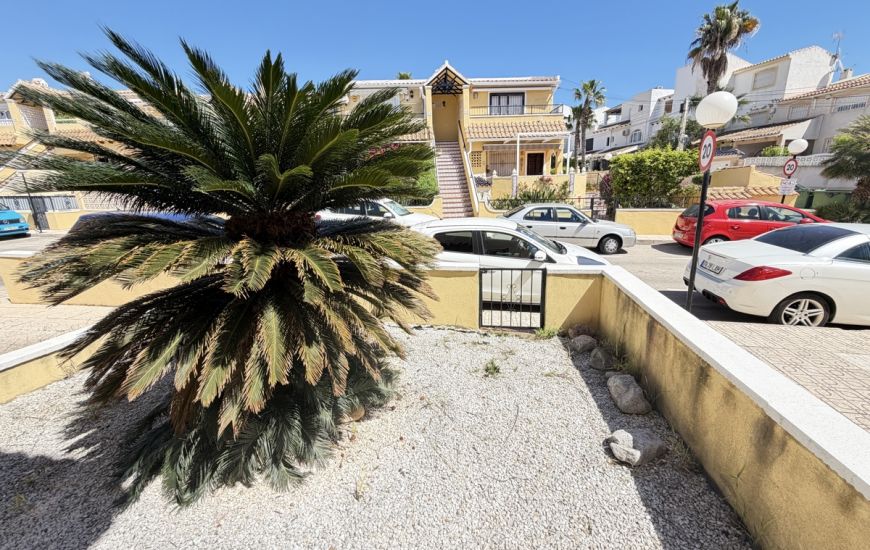 Sale - Apartments - Villamartin