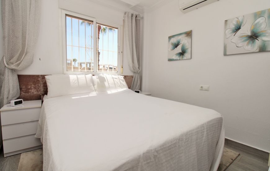 Sale - Apartments - Villamartin