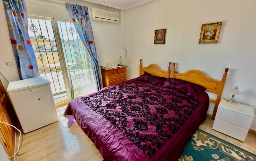 Venta - Villa - Algorfa