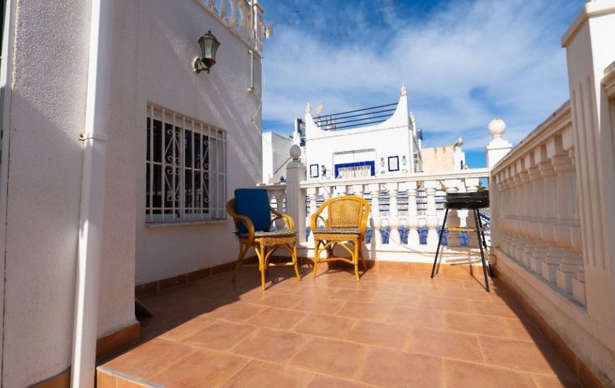 Sale - Adosado - Torrevieja