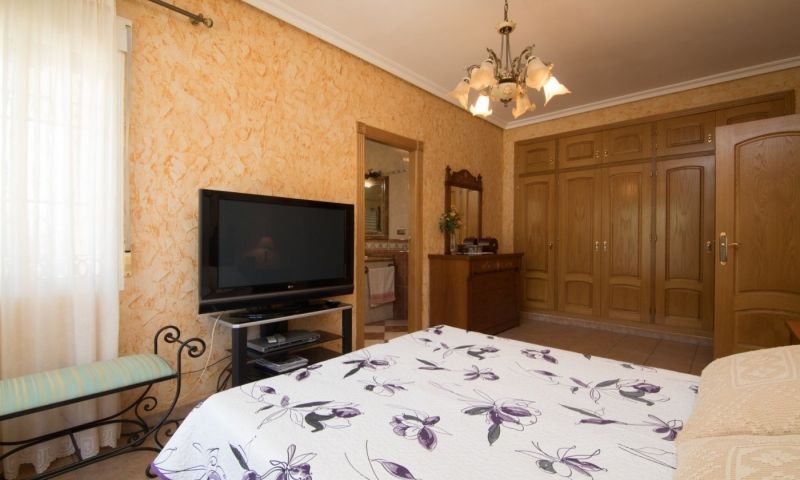 Venta - Villa - Crevillente