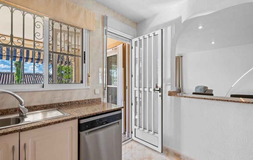 Sale - Villa - Benijófar - 