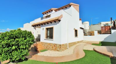 Villa - Sale - Villamartin - Villamartin