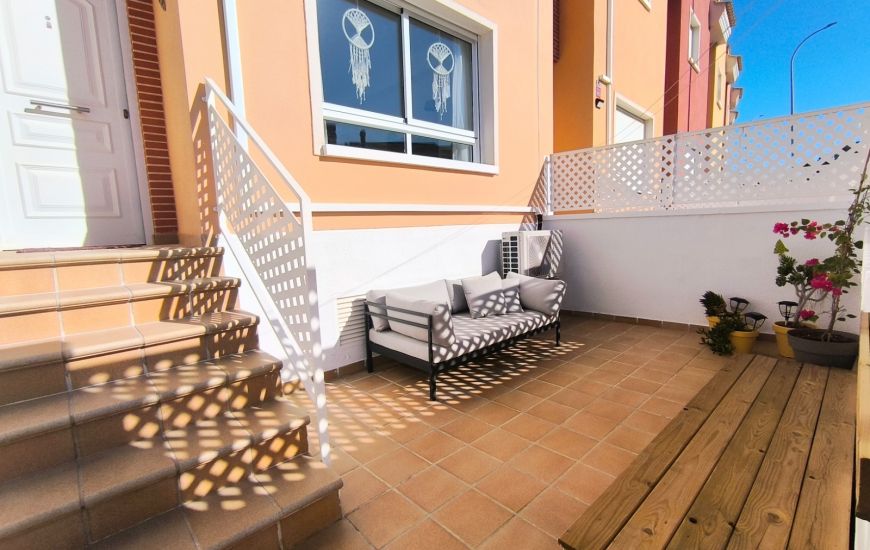 Sale - Rijtjeshuis - Bigastro