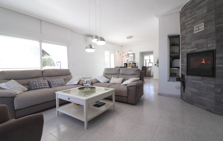 Sale - Villa - Algorfa
