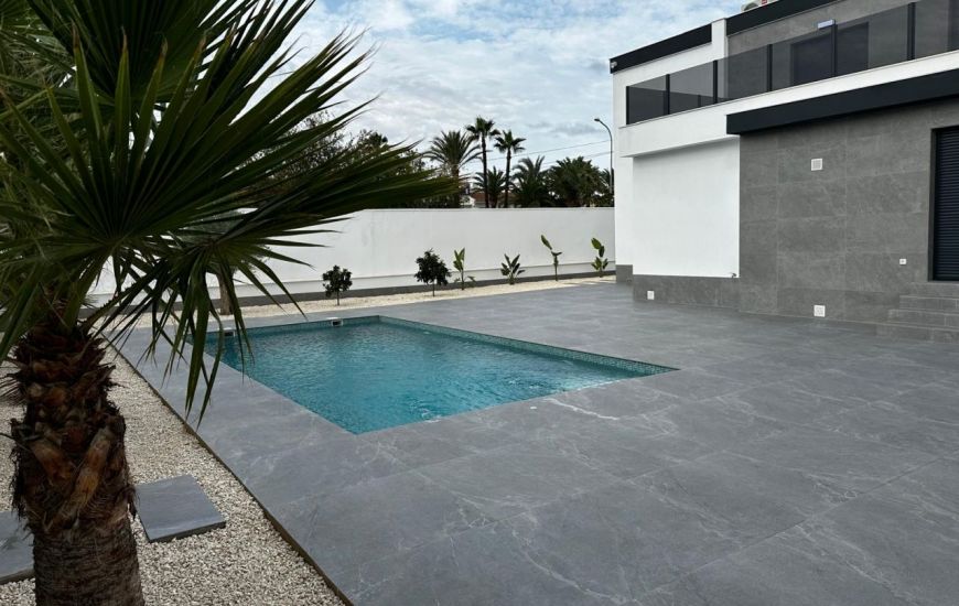 Sale - Villa - Rojales