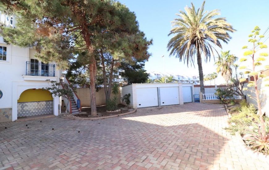 Sale - Villa - Orihuela Costa