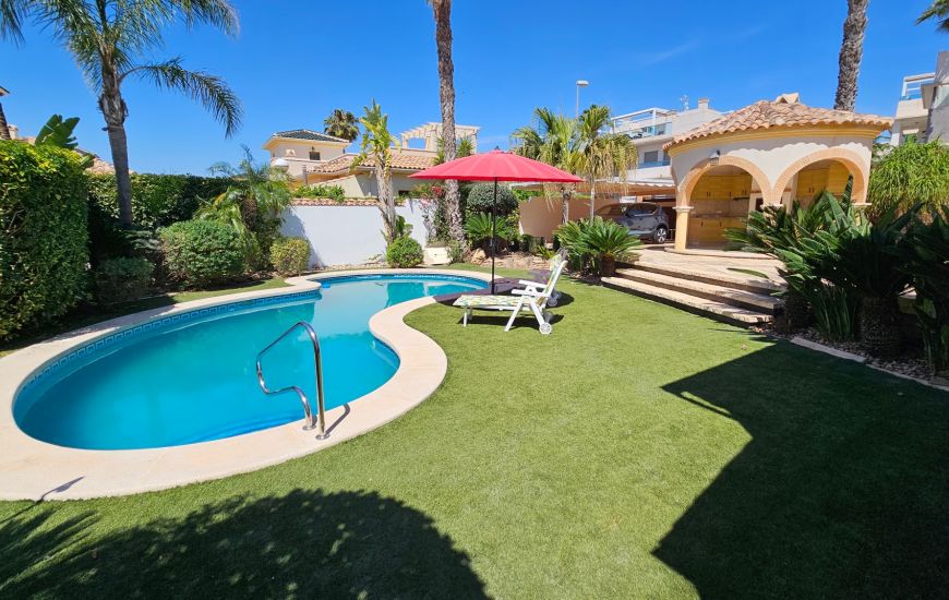 Sale - Villa - Ciudad Quesada