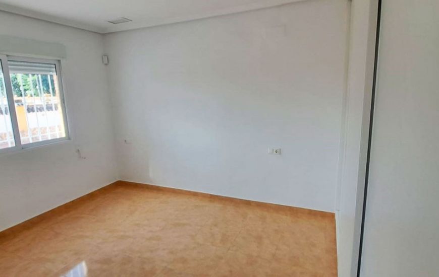 Sale - Finca - Catral