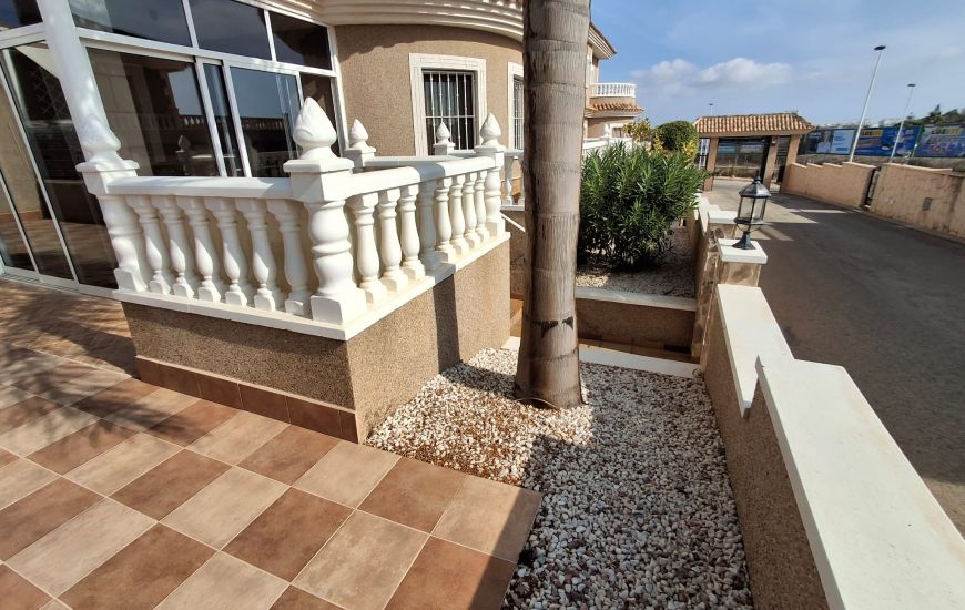 Sale - Villa - Los Balcones