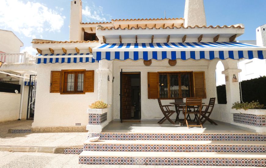 Venta - Villa - La Zenia