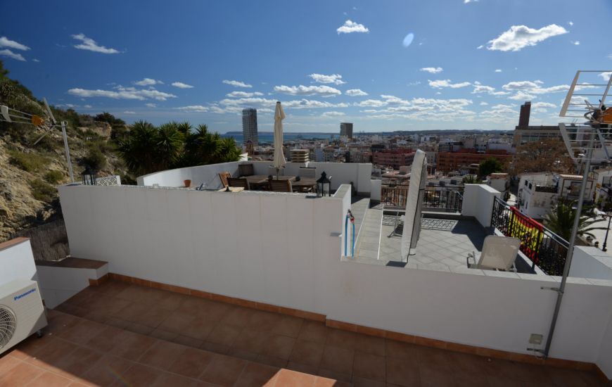 Sale - Townhouse - Alicante