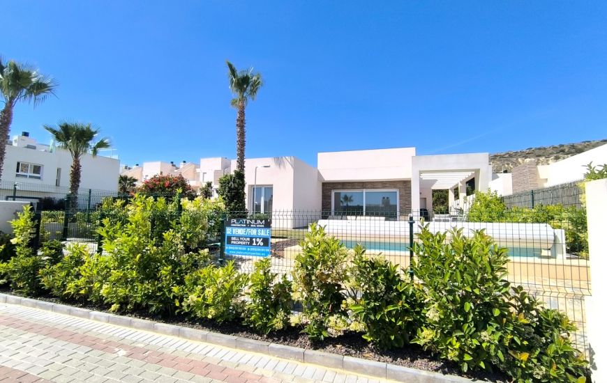 Sale - Villa - Algorfa