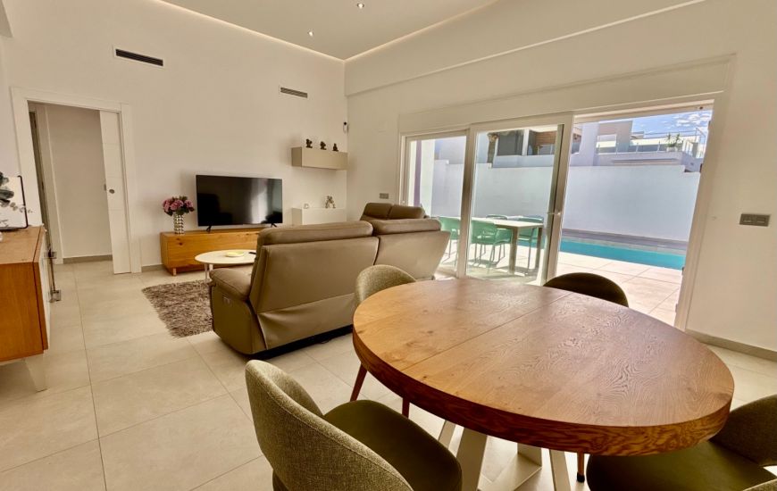 Sale - Villa - Ciudad Quesada