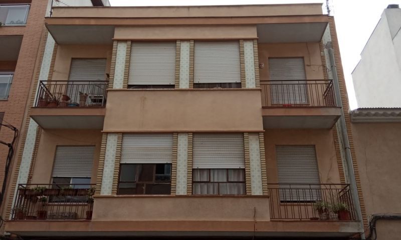 Sale - Commercial - Cieza
