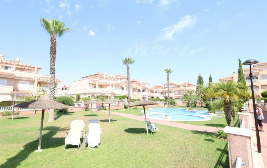 Sale - Bungalow - Orihuela Costa