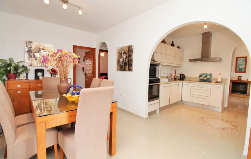 Sale - Villa - Villamartin