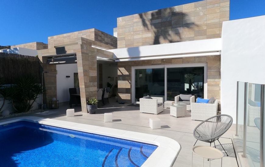 Sale - Villa - Algorfa