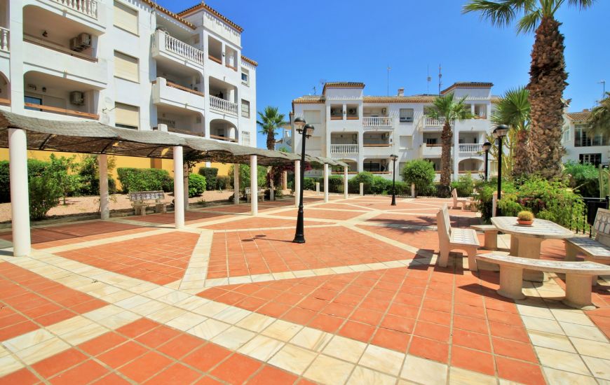 Sale - Apartments - Villamartin